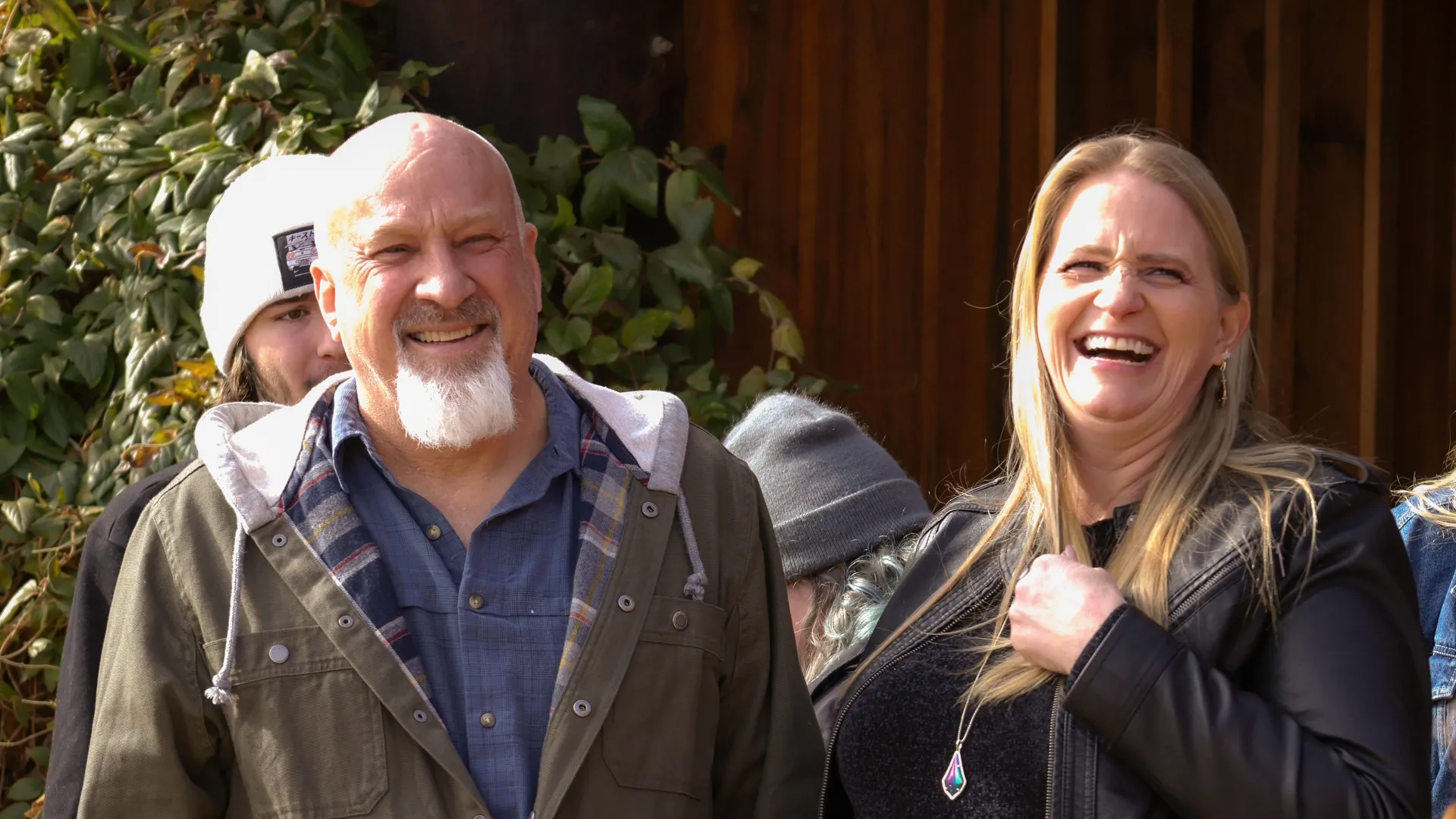 thumbnail - S19:E7 Labor of Love