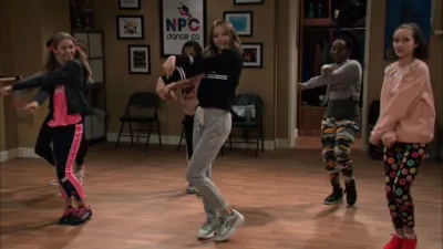 thumbnail - S2:E3 Would You Wrather Be The Weakest Link?