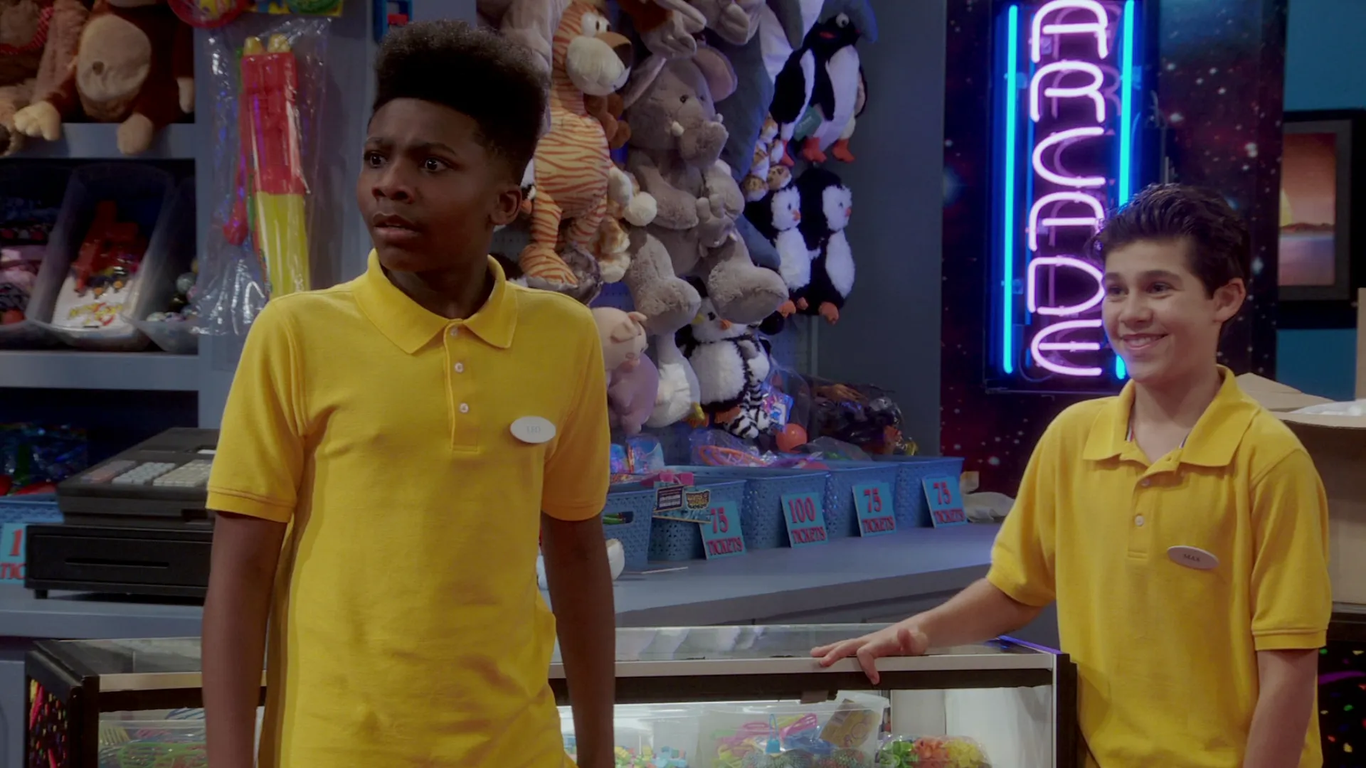 thumbnail - S3:E3 He's All That