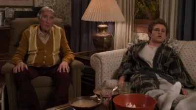 thumbnail - S10:E7 Rhinestones and Roses