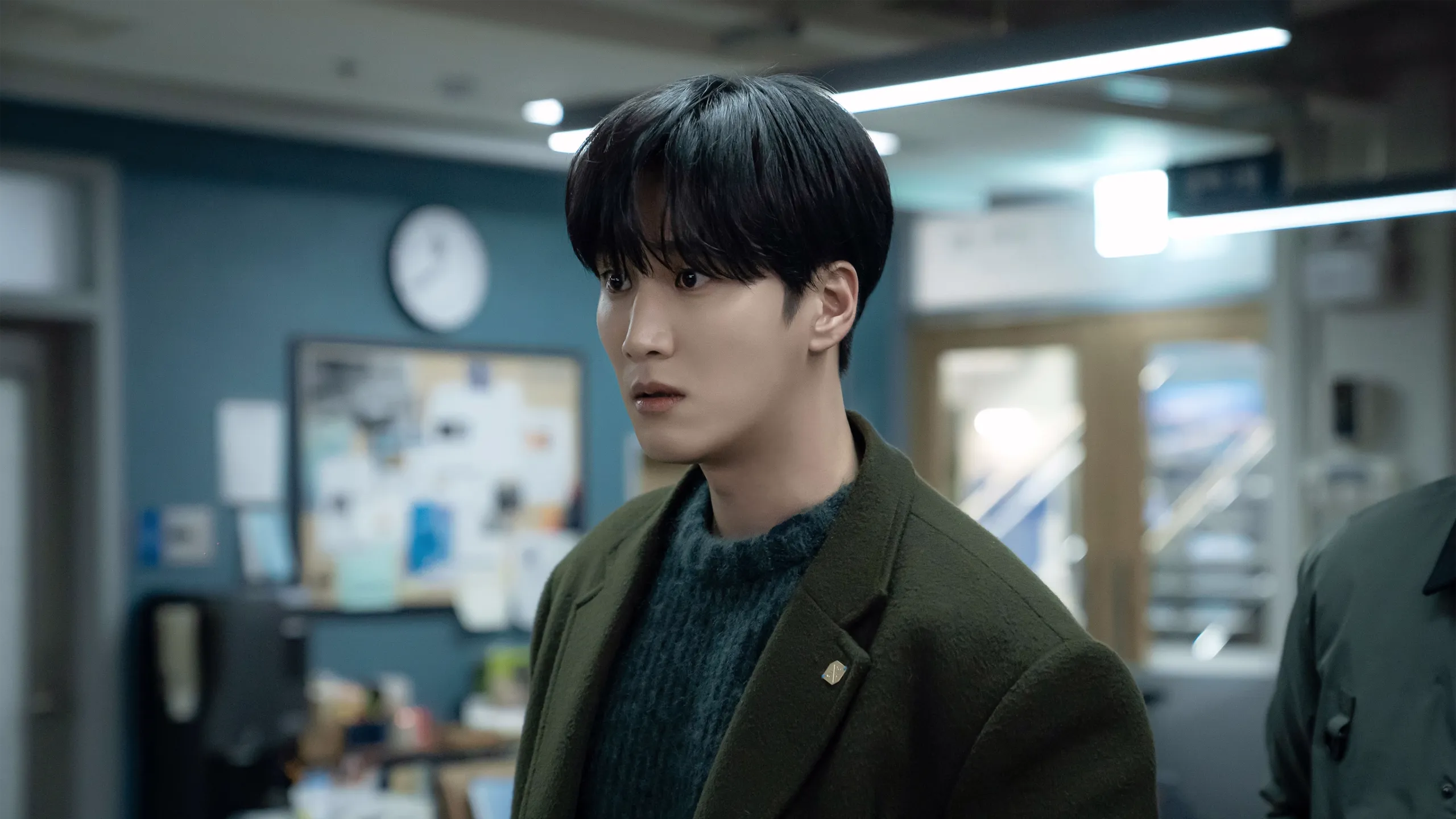 thumbnail - S1:E16 Episode 16