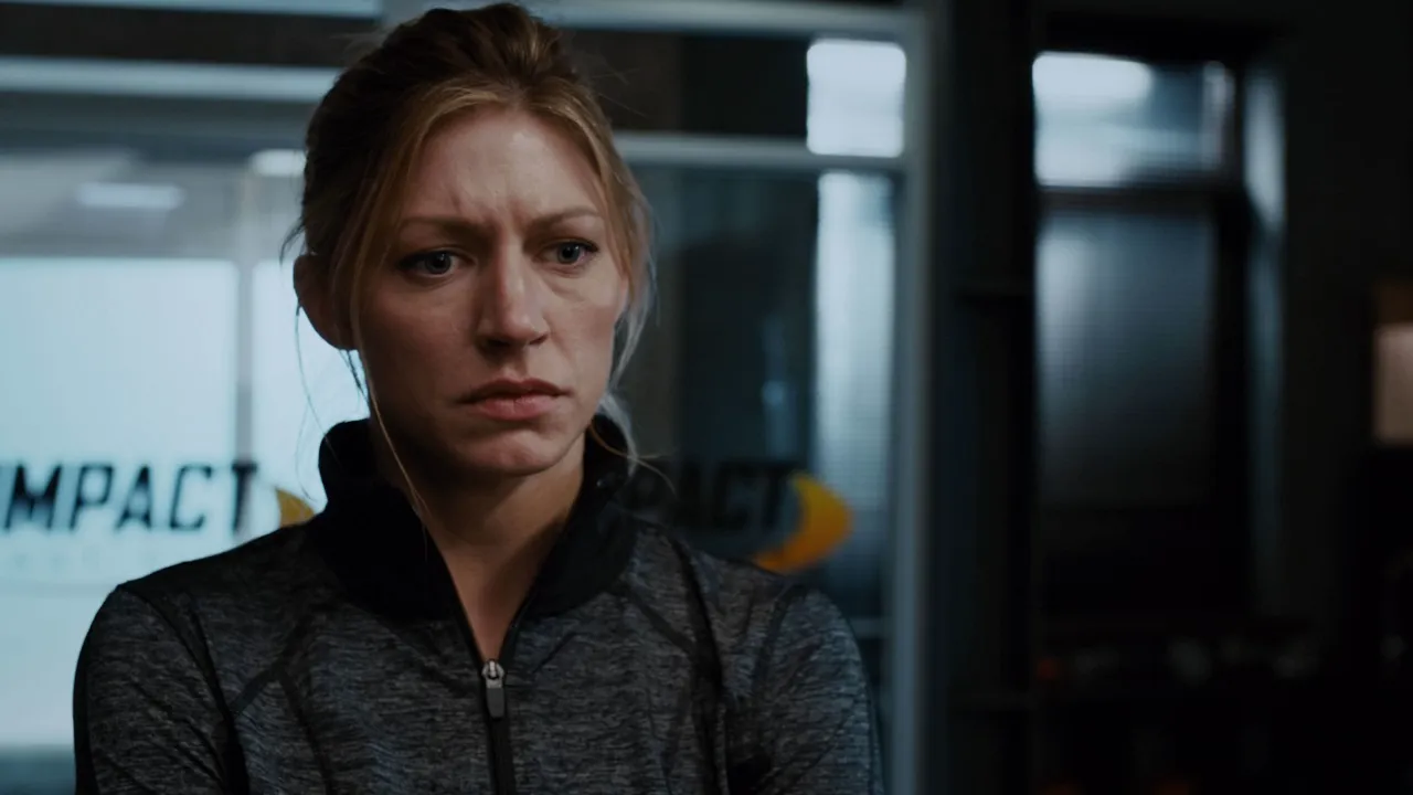 thumbnail - S4:E6 What Happens In Vegas