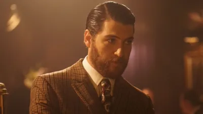 thumbnail - S1:E5 The Touchables