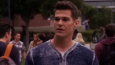 thumbnail - S5:E5 Past History