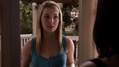 thumbnail - S3:E6 Welcome to Latnok