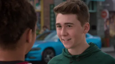 thumbnail - S3:E11 Hammer Time