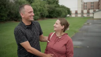 thumbnail - S2:E2 Pregnant on Parole