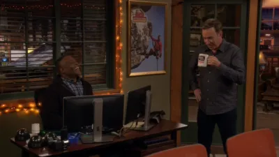 thumbnail - Last Man Standing