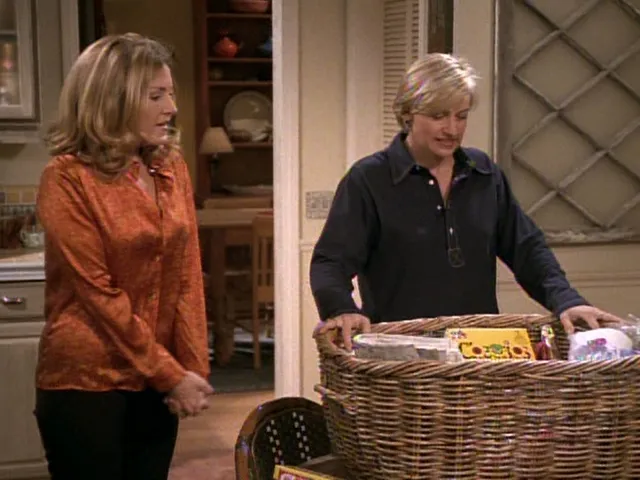 thumbnail - S5:E16 Neighbors