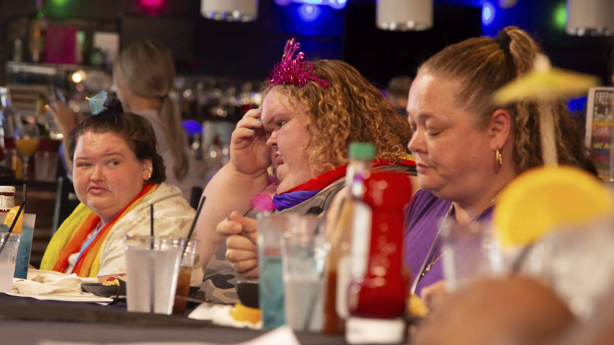 thumbnail - S3:E8 A Very Slaton Vacation