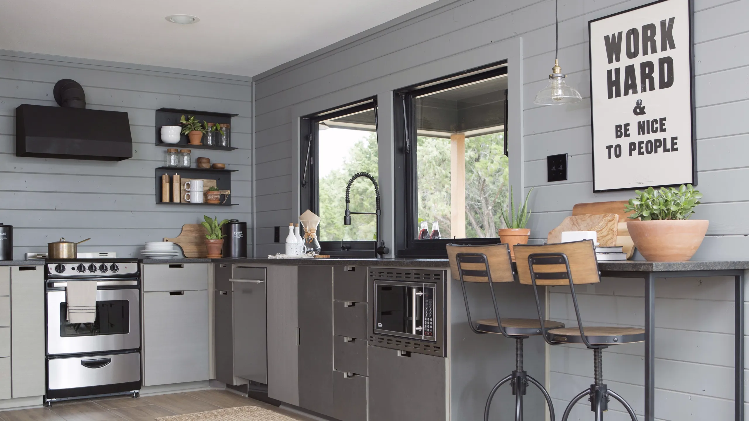 thumbnail - S5:E9 A Modern Cabin Makeover