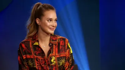 thumbnail - S2:E3 En Garde Avant Garde