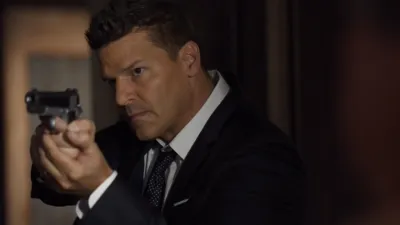 thumbnail - S12:E1 The Hope in the Horror