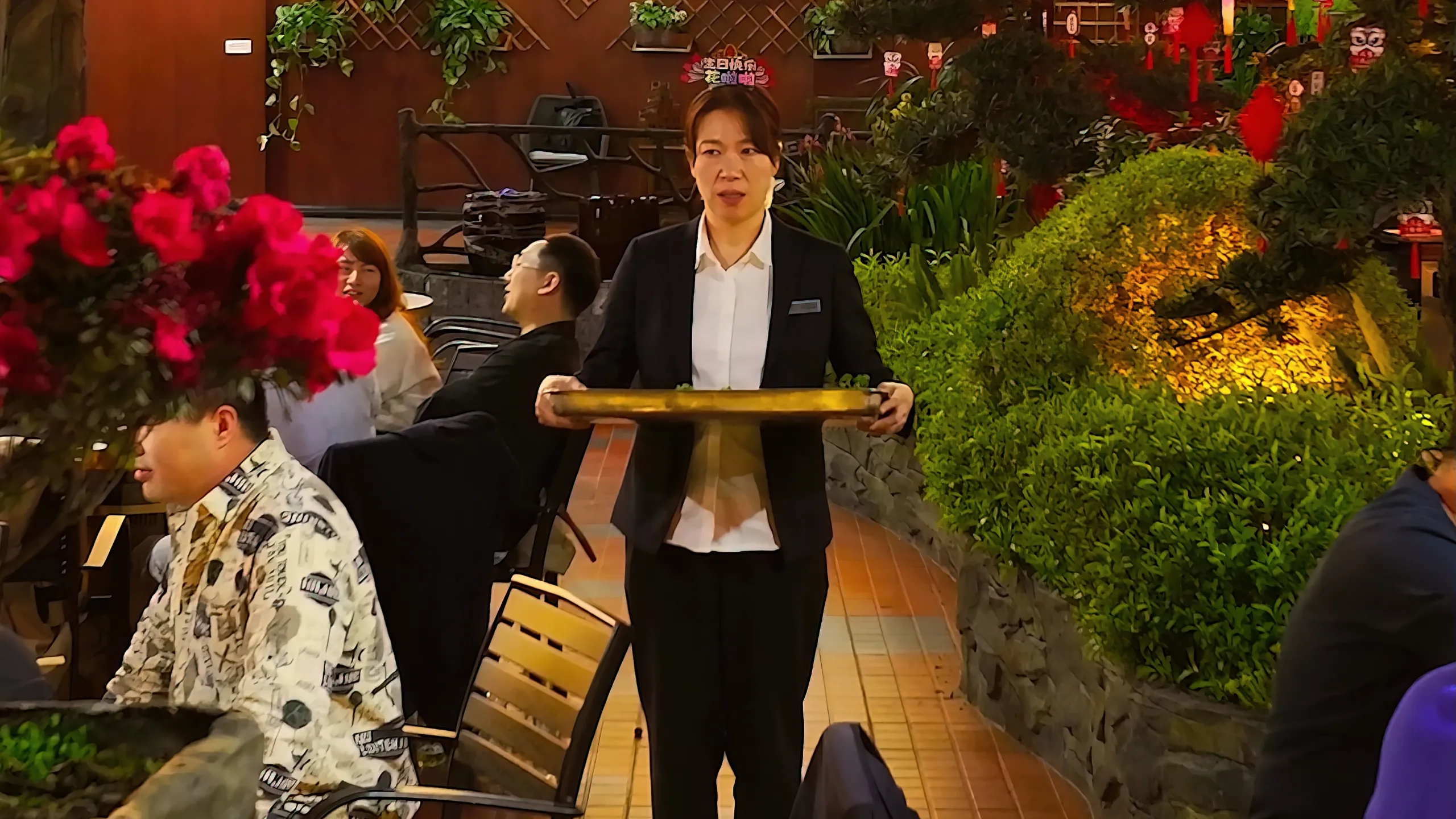 thumbnail - S1:E4 Episode 4