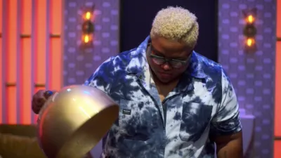 thumbnail - S1:E3 Vision