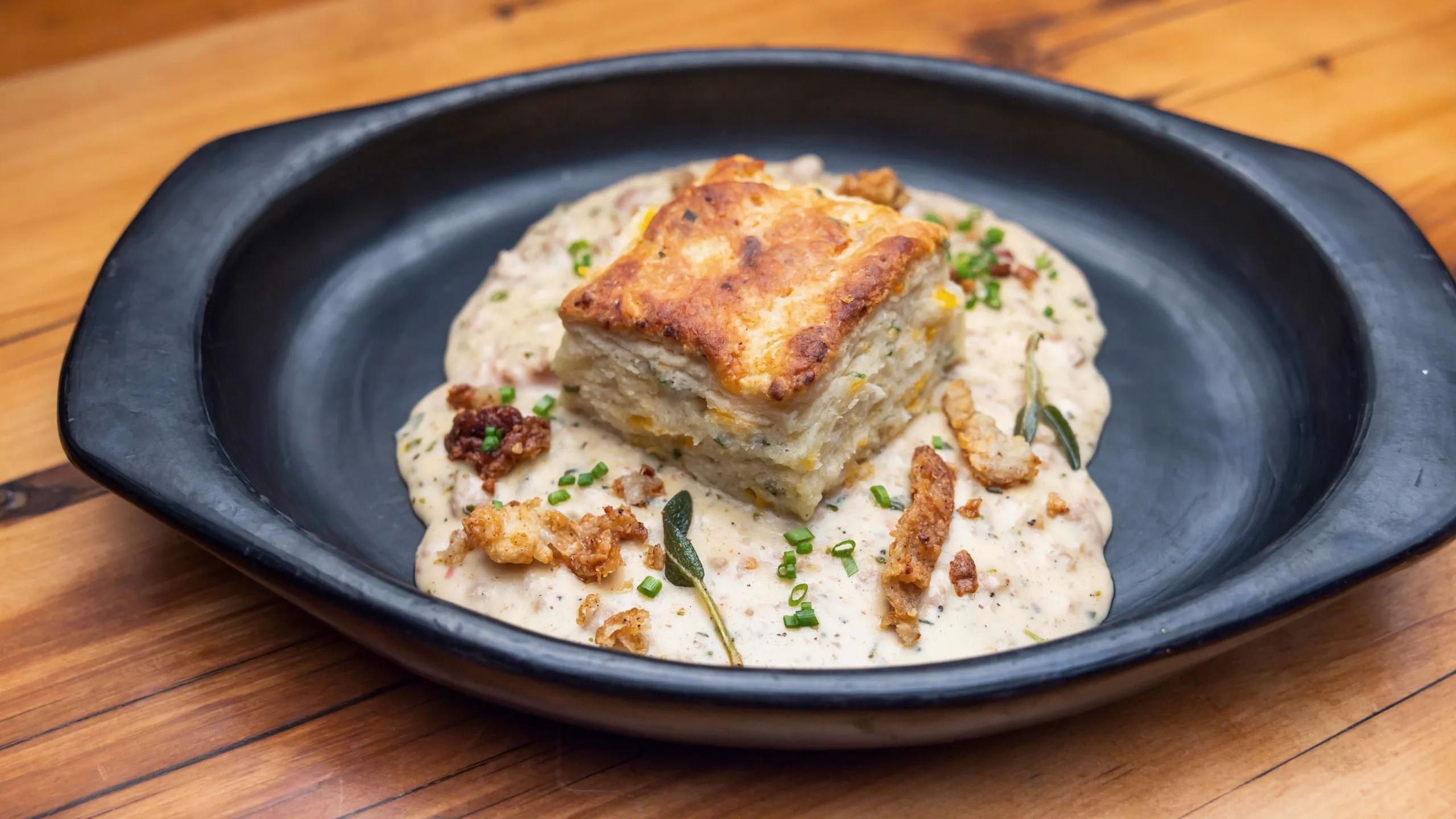 thumbnail - S38:E8 Risk It for the Biscuit