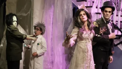 thumbnail - Modern Family