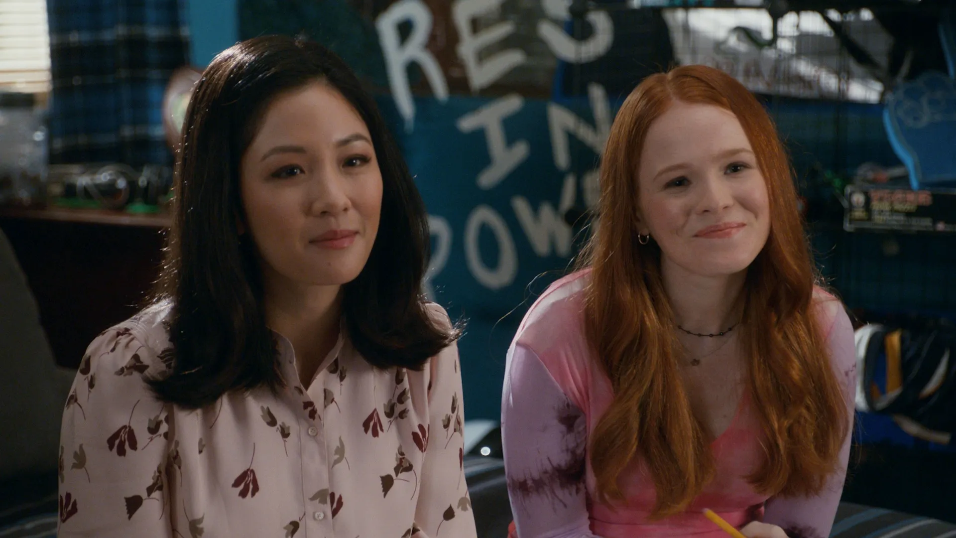 thumbnail - S6:E4 S'mothered