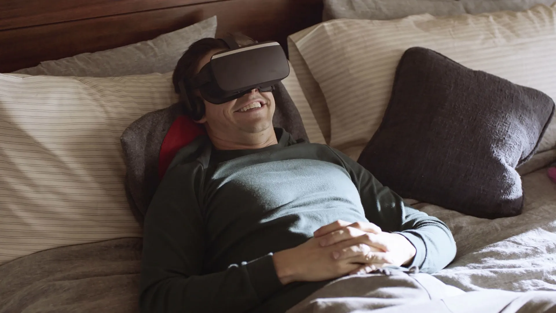 thumbnail - S4:E3 Virtual Reality