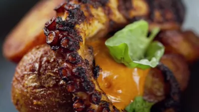 thumbnail - S3:E18  Hip-Hip-Churray