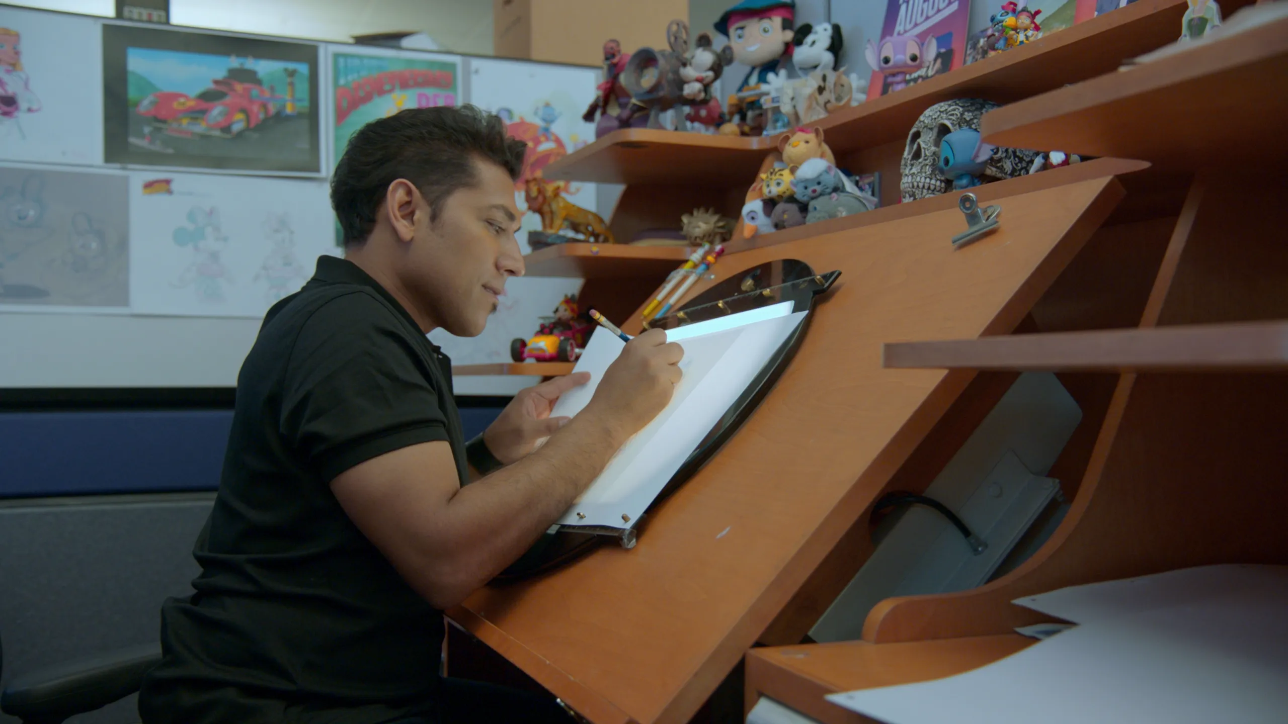 thumbnail - S1:E7 Jose Zelaya: Character Designer