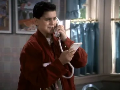 thumbnail - S4:E3 Doogie Got a Gun