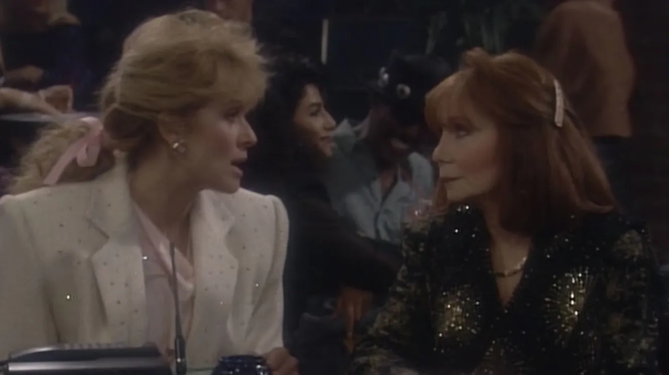 thumbnail - S7:E3 The Fabulous Robinson Sisters