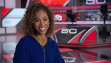 thumbnail - Un día en Disney (Cortos) S1:E3 Sage Steele: Presentadora de Deportes