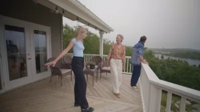 thumbnail - S1:E6 Janice and Bob