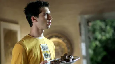 thumbnail - S7:E7 Blackout