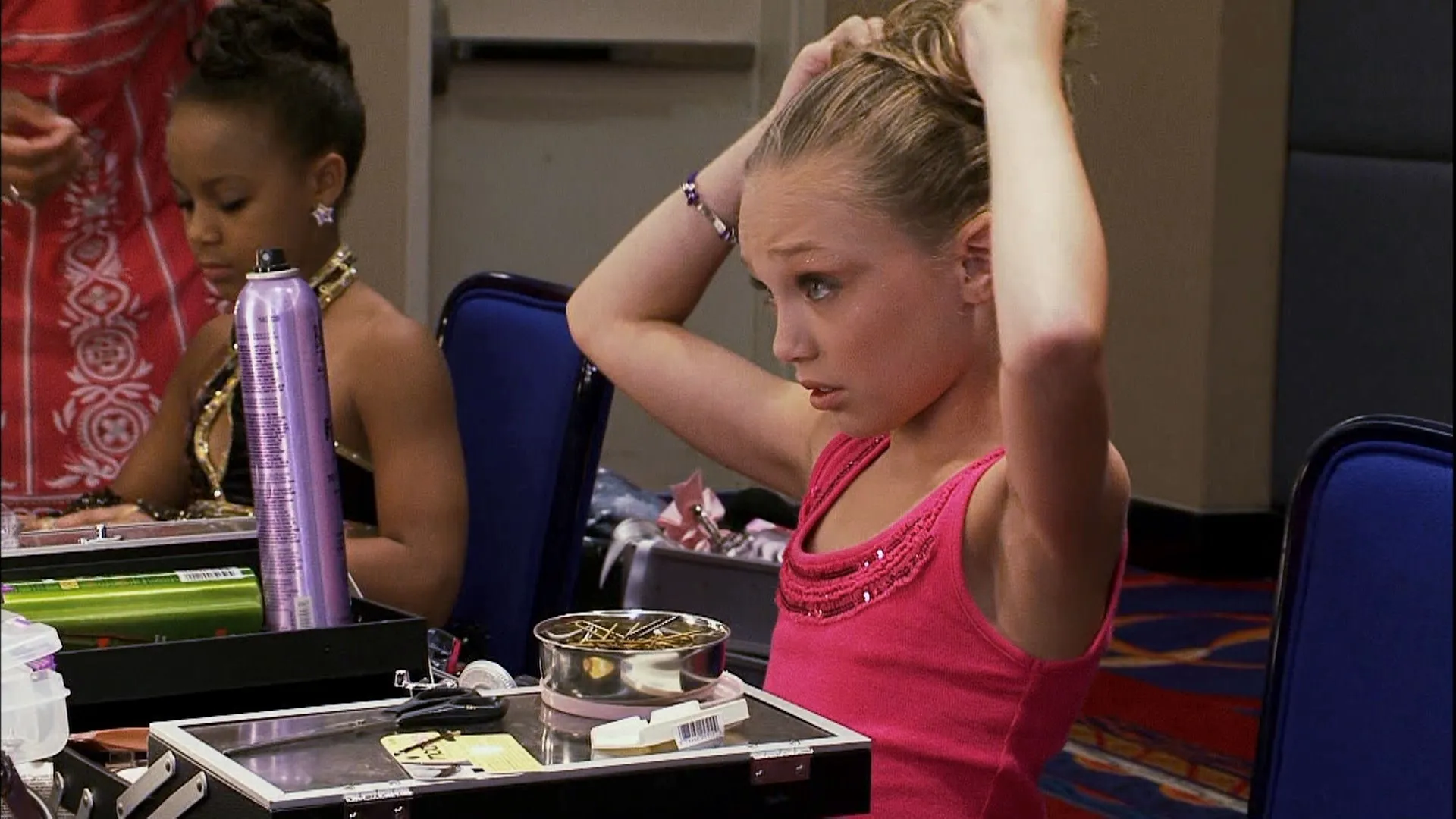 thumbnail - S1:E7 She's a Fighter