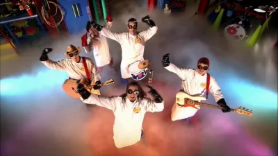 thumbnail - S3:E13 Award to the Wise