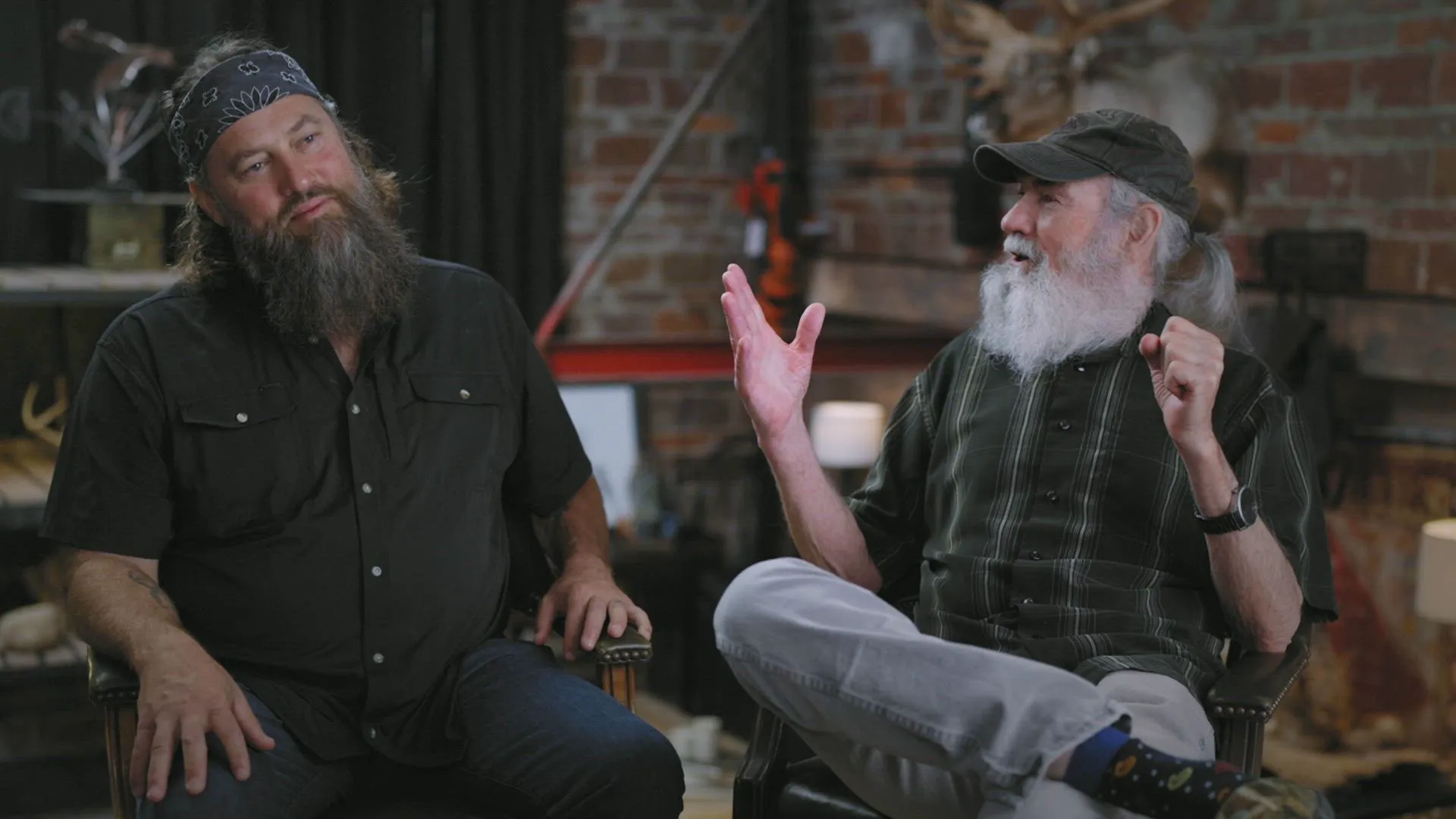 thumbnail - S1:E3 Si-Squatch