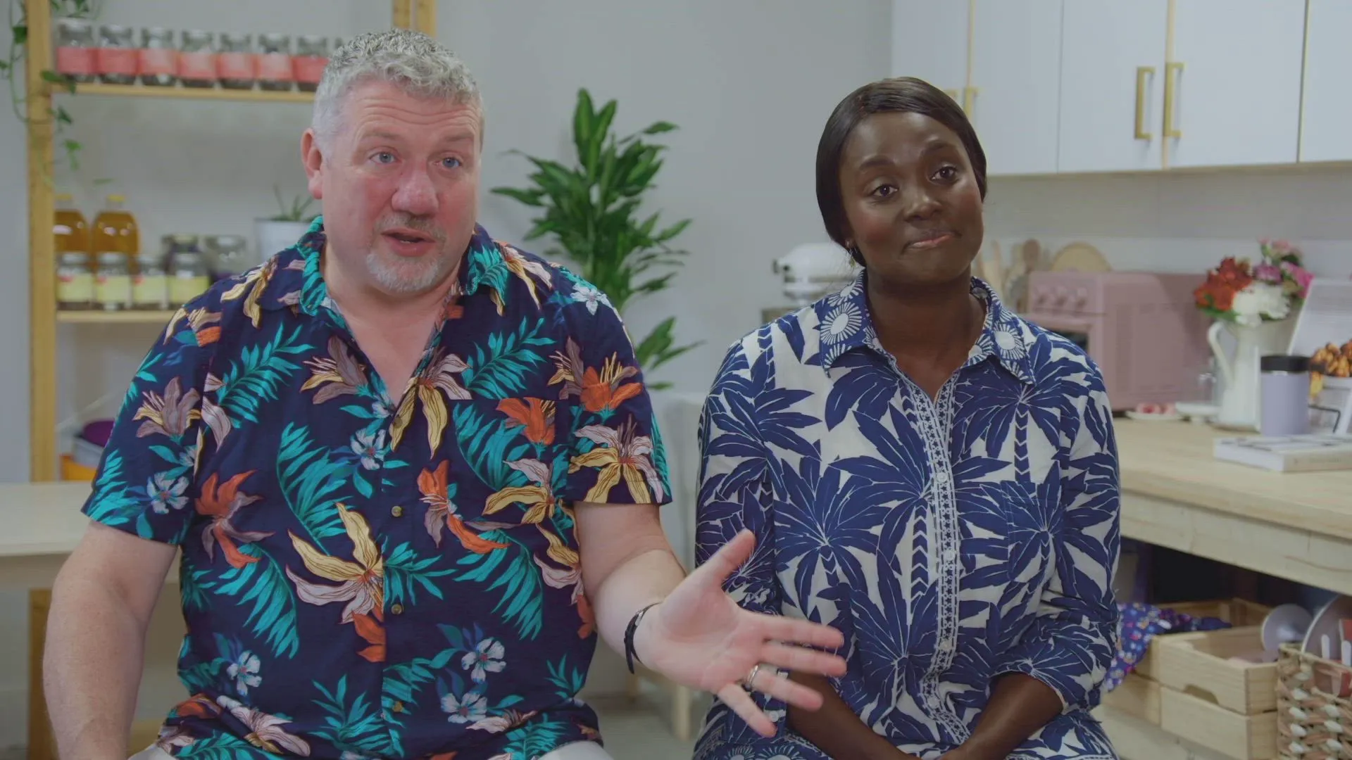 thumbnail - S1:E8 Naana and Darren
