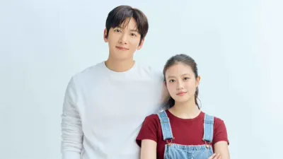 白浜夏凛（今田美桜）とイ・ユビン（チ・チャンウク）