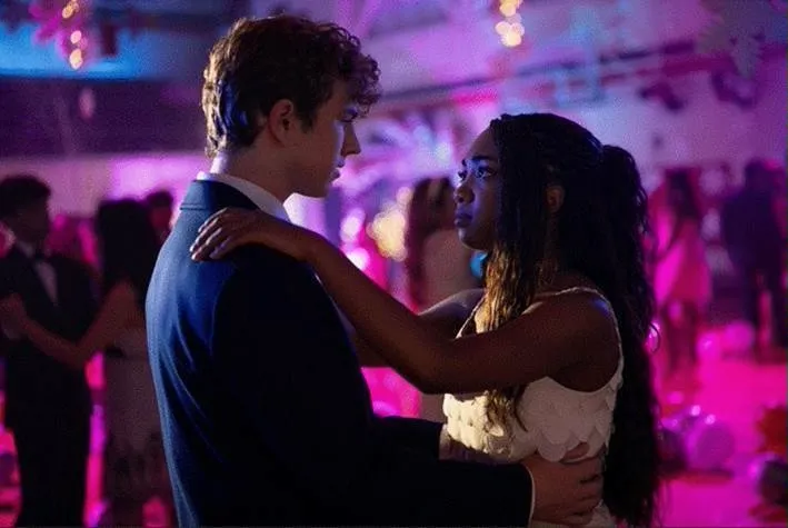 PERCY JACKSON E OS OLIMPIANOS VOLTA PARA SUA TERCEIRA TEMPORADA AINDA ESTE ANO NO DISNEY+ - Texto principal