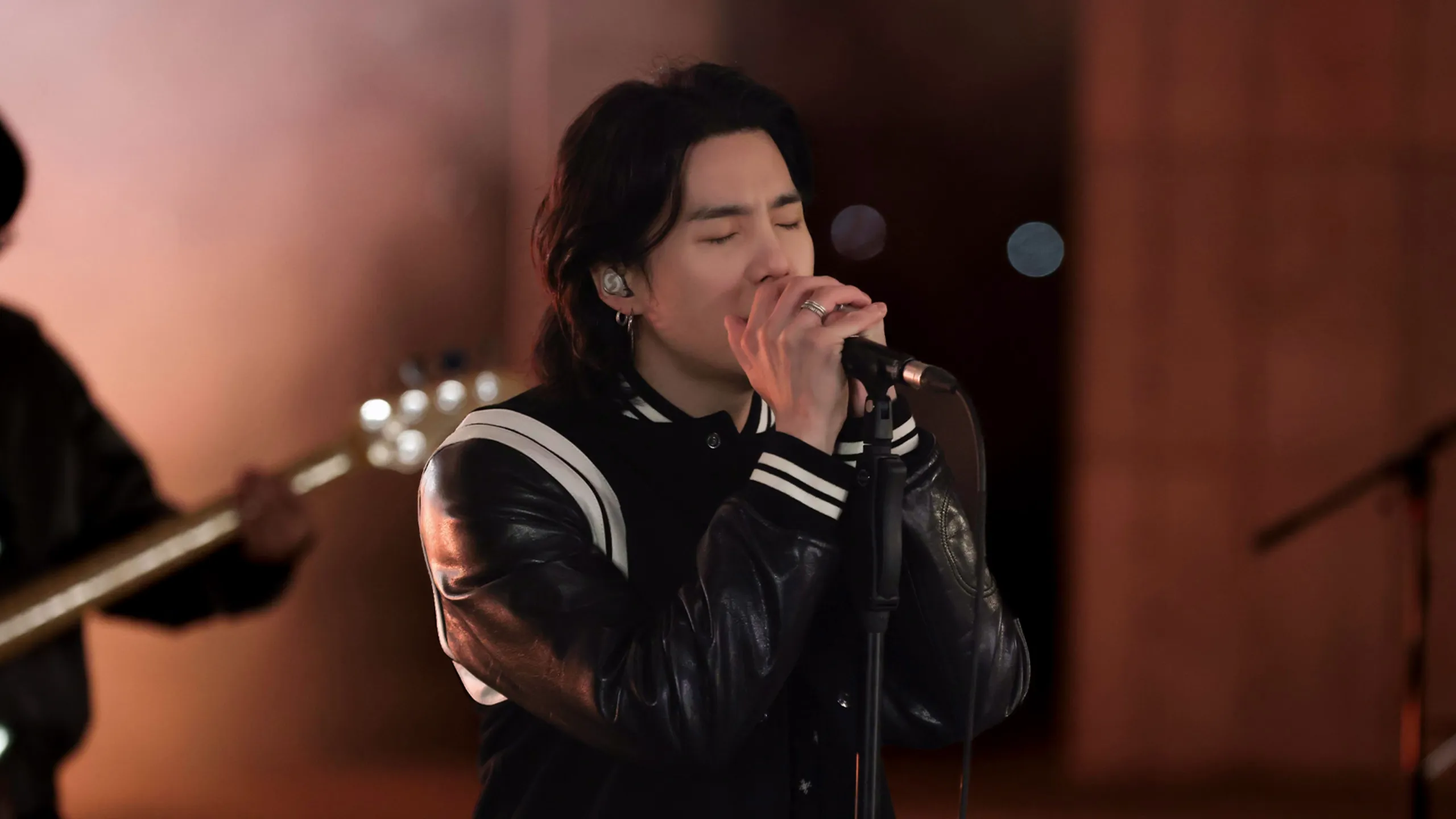 『SUGA: Road to D-DAY』