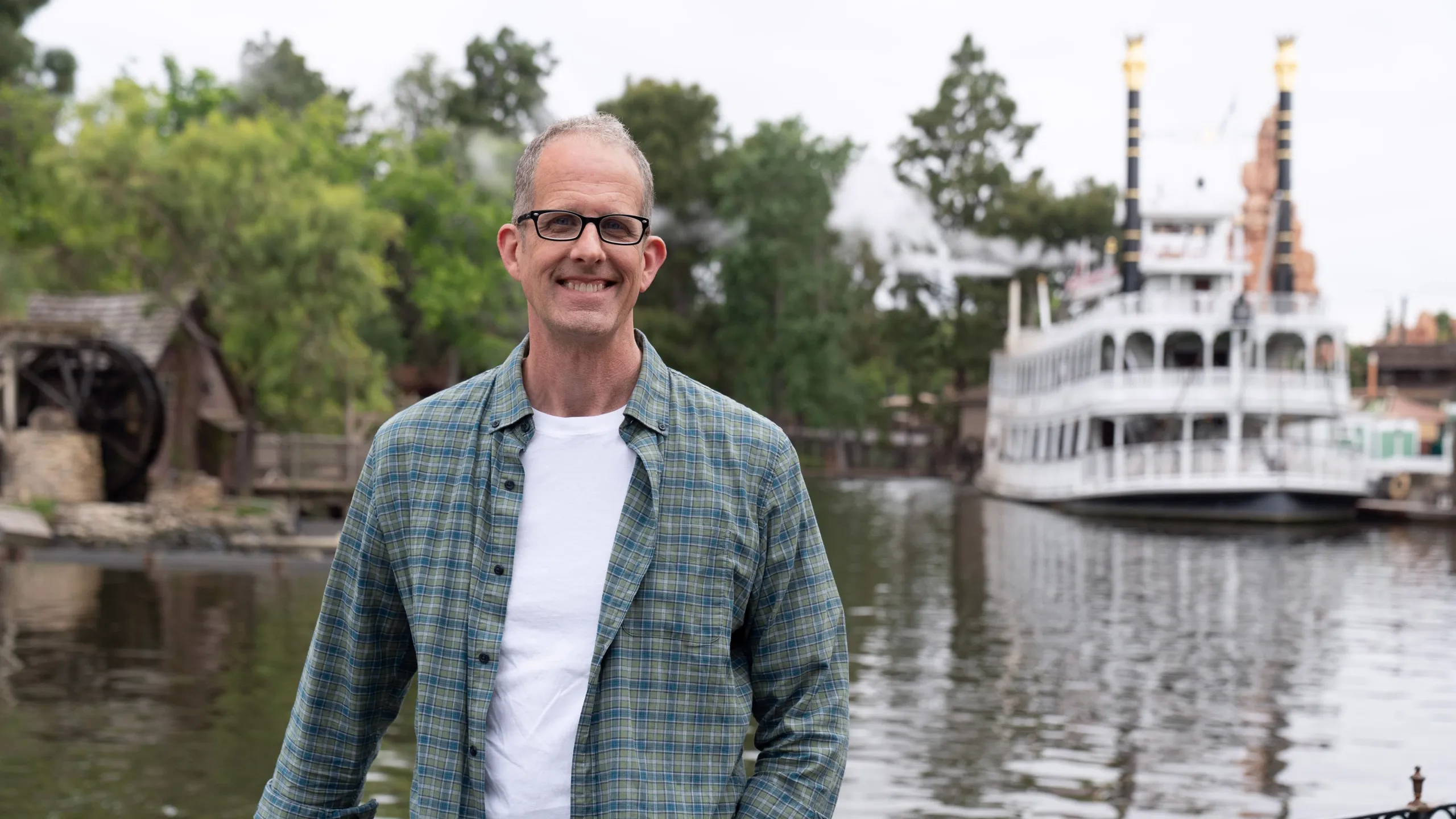 Pete Docter, diretor de criação da Pixar, em Disney Worldbuilders.