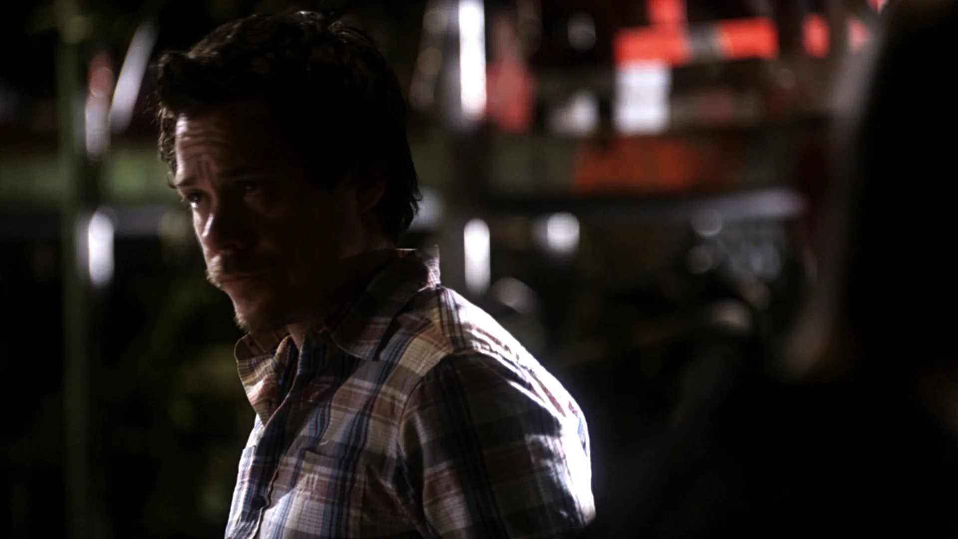 thumbnail - S1:E8 Agua Caliente