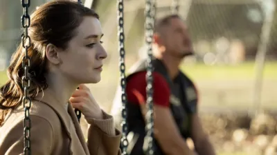 thumbnail - S5:E3 Do You Hear the Rain?