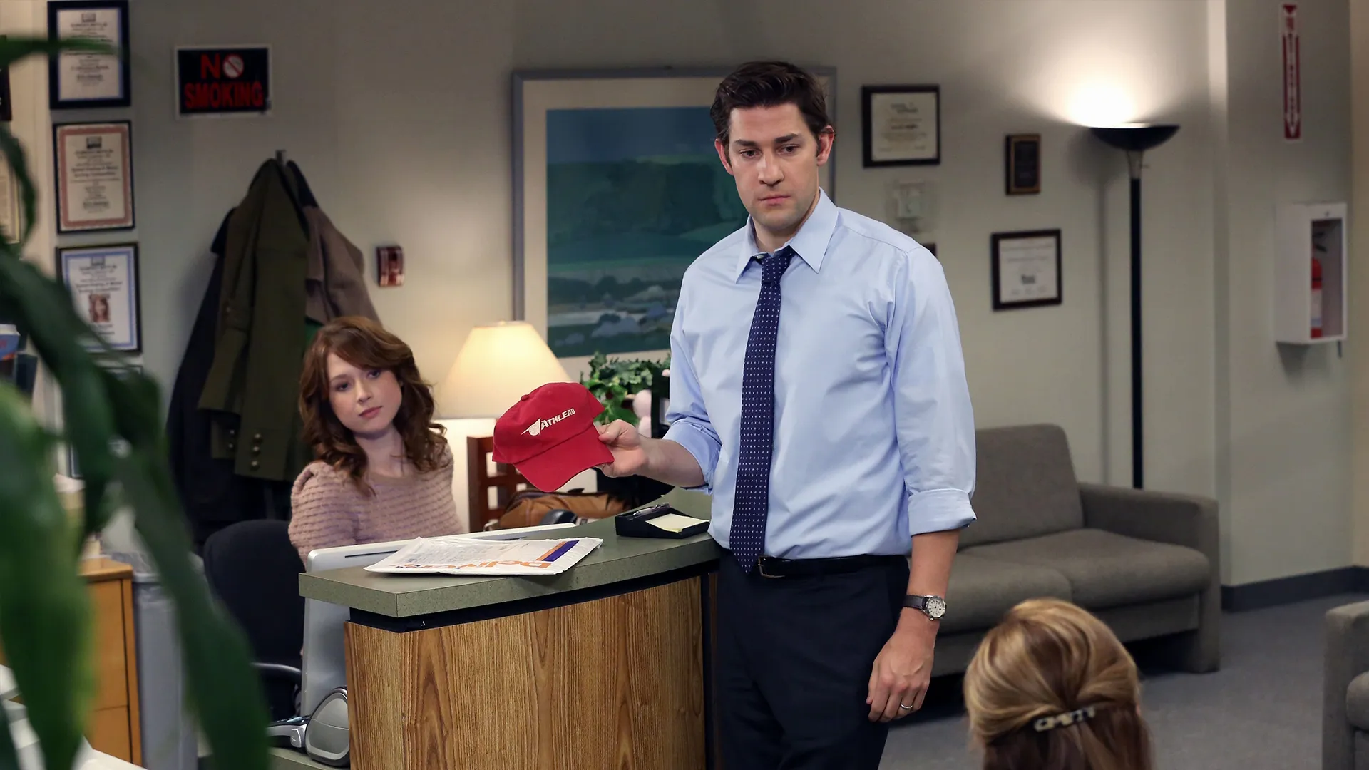 thumbnail - S9:E8 The Target
