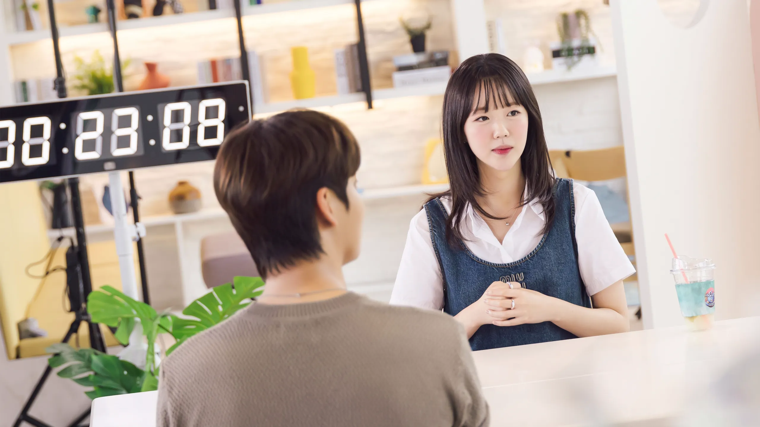 thumbnail - 시즌 1: 2회 제 2화