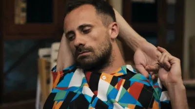 thumbnail - S1:E2 The Clinic