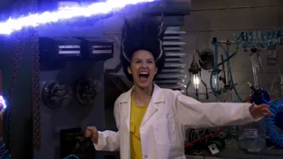 thumbnail - S3:E7 Halloweenvark Part 3: Mali-Boo!