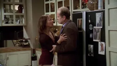 thumbnail - S11:E15 Caught In The Act