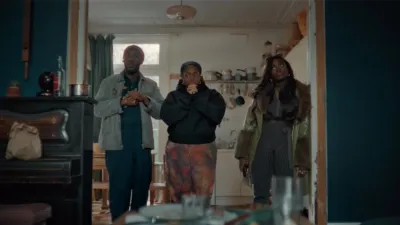 thumbnail - S1:E2 Clean Break, Queenie