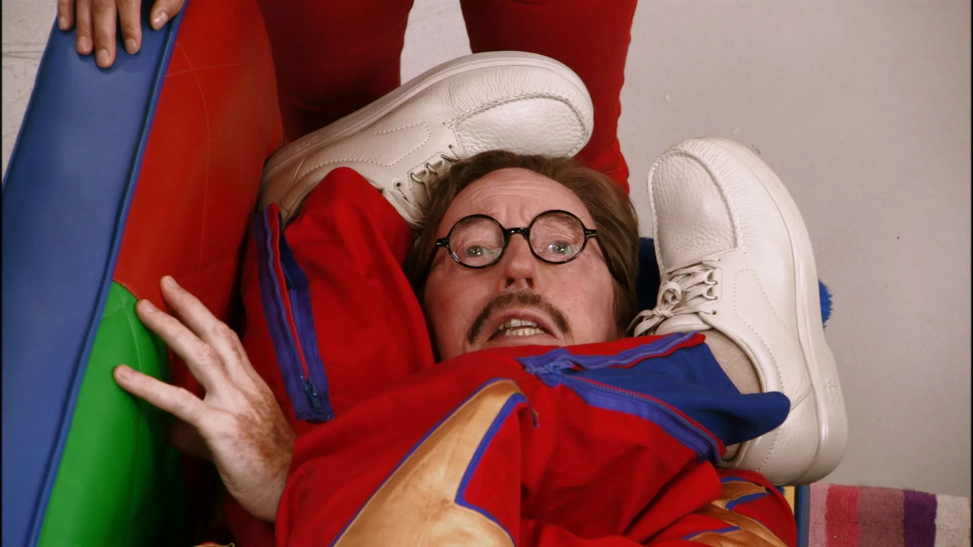 thumbnail - S1:E20 Knit Knots Gets Stuck