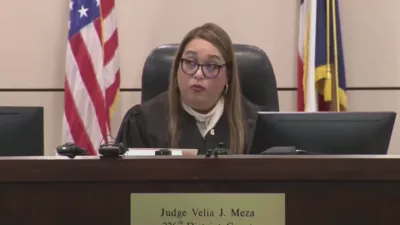 thumbnail - S8:E19 Court Cam - 819