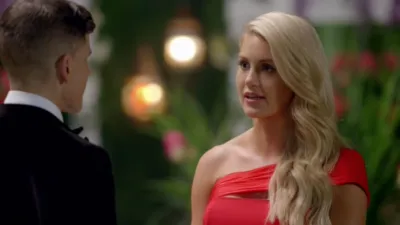 thumbnail - S4:E1 Episode 1