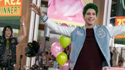 "I'm Winning" | ZOMBIES 2 Videoclip